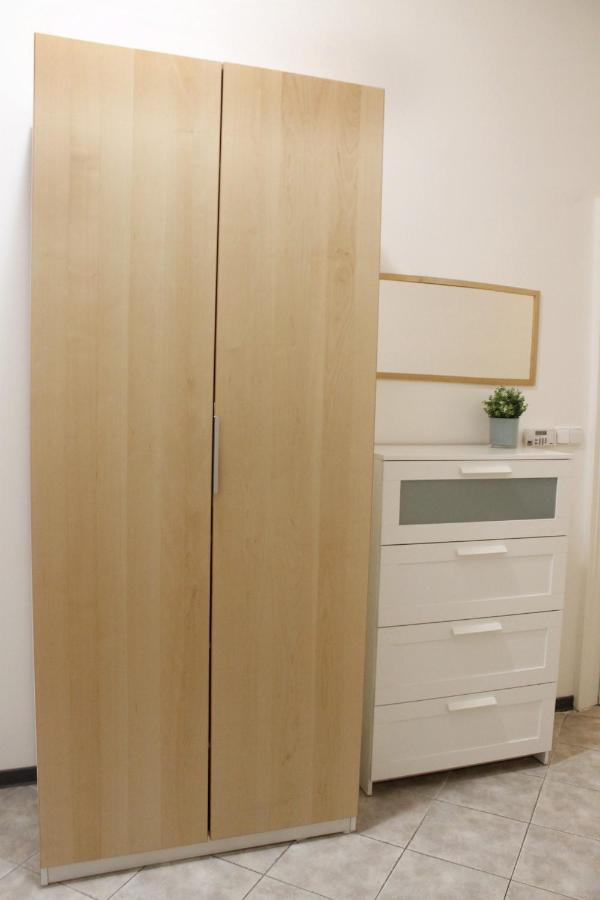 Modern Apartment Ve Smeckach 28 Прага Экстерьер фото
